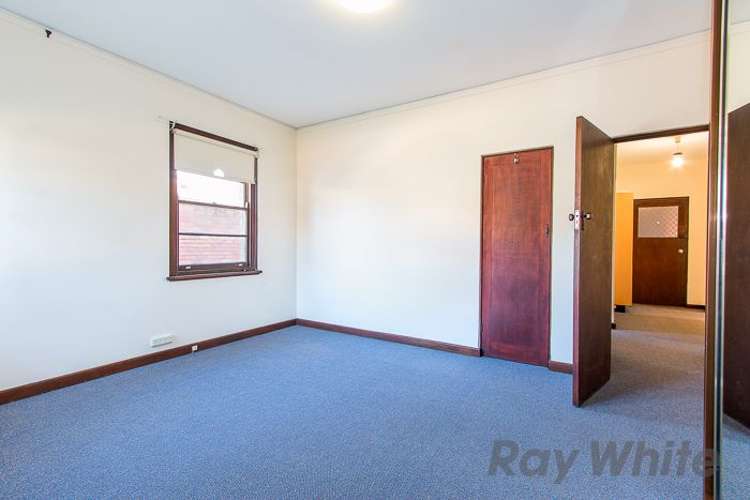 Fifth view of Homely unit listing, 1/162 Brooks Street, Bar Beach NSW 2300