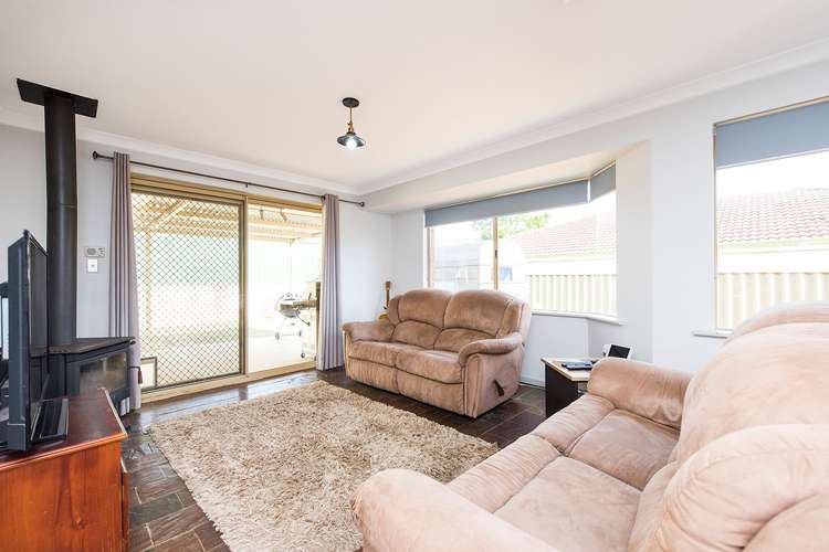 Fourth view of Homely house listing, 17 Banksia Court, Bullsbrook WA 6084