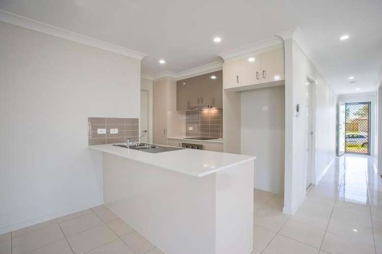 Second view of Homely house listing, 6 Cruiser Place, Bannockburn QLD 4207