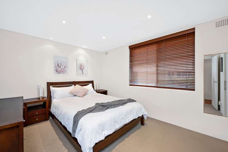 Third view of Homely apartment listing, 2/17 Greenwich Road, Greenwich NSW 2065