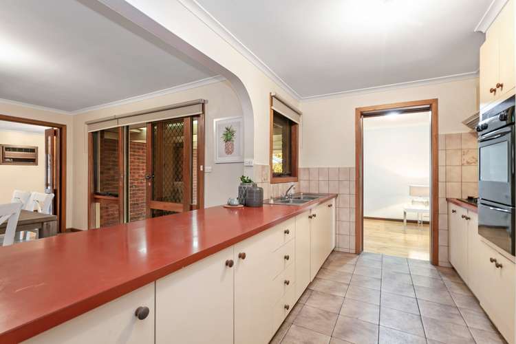 Fifth view of Homely house listing, 4 Wallace Place, Mill Park VIC 3082