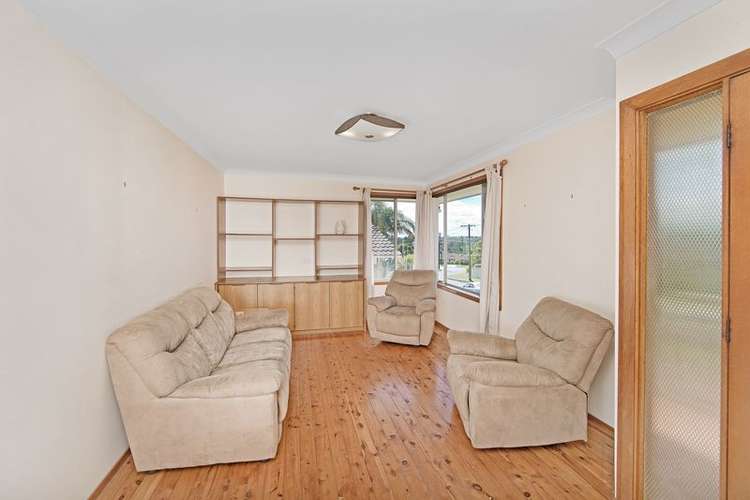 Fifth view of Homely house listing, 9 Margherita Avenue, Bateau Bay NSW 2261