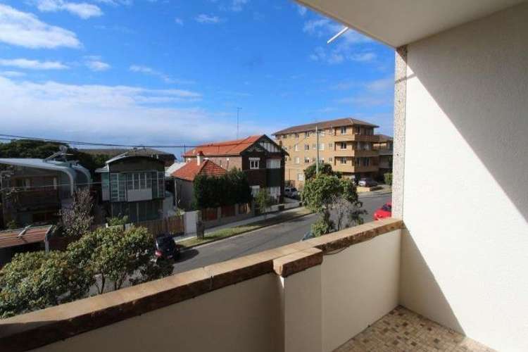 Main view of Homely apartment listing, 4/13-19 Glen Street, Bondi NSW 2026