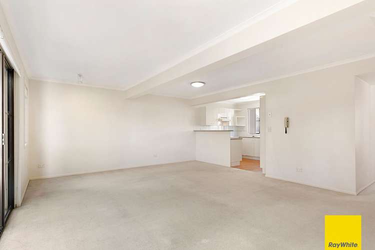 Second view of Homely apartment listing, 5/26 Miles Street, Hawthorne QLD 4171