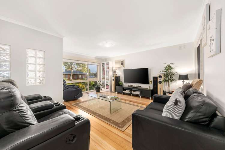 Second view of Homely house listing, 4 Kilborn Court, Mill Park VIC 3082