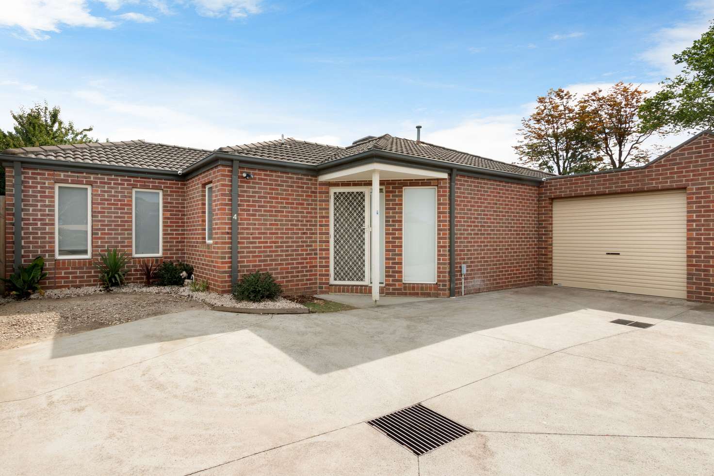 Main view of Homely unit listing, 4/31 James Street, Pakenham VIC 3810