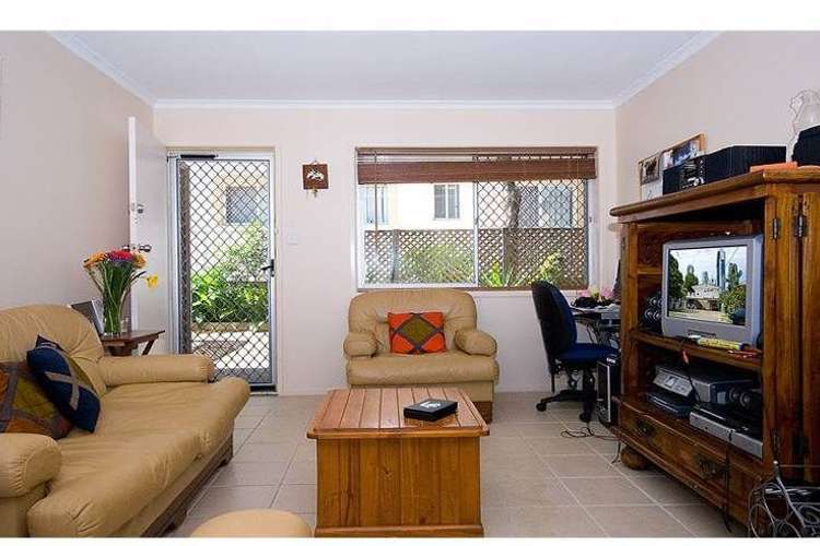 Fourth view of Homely unit listing, 2/23 Darrambal Street, Surfers Paradise QLD 4217