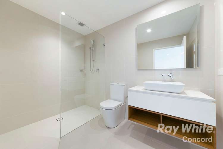 Fourth view of Homely apartment listing, 215/58 Peninsula Drive, Breakfast Point NSW 2137