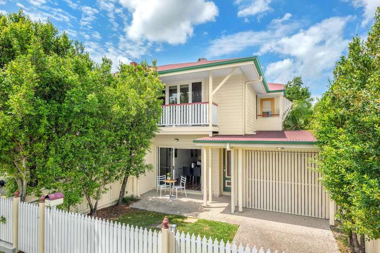 Main view of Homely townhouse listing, 4/6 Elliott Street, Hawthorne QLD 4171