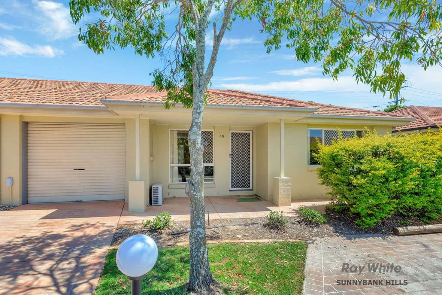 Main view of Homely townhouse listing, 19/25 Buckingham Place, Eight Mile Plains QLD 4113