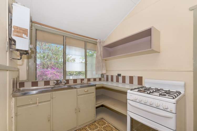 Sixth view of Homely blockOfUnits listing, 1/105 Stagpole Street, West End QLD 4810