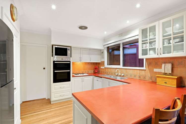 Fifth view of Homely house listing, 11 Paranda Court, Vermont VIC 3133