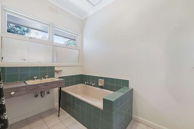 Sixth view of Homely house listing, 8 Eric Court, Wheelers Hill VIC 3150