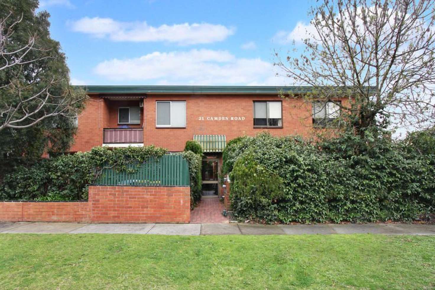 Main view of Homely apartment listing, 2/21 Camden Road, Hughesdale VIC 3166
