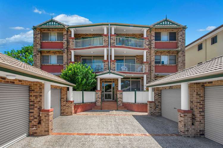 Second view of Homely unit listing, 2/15 Reeve Street, Clayfield QLD 4011
