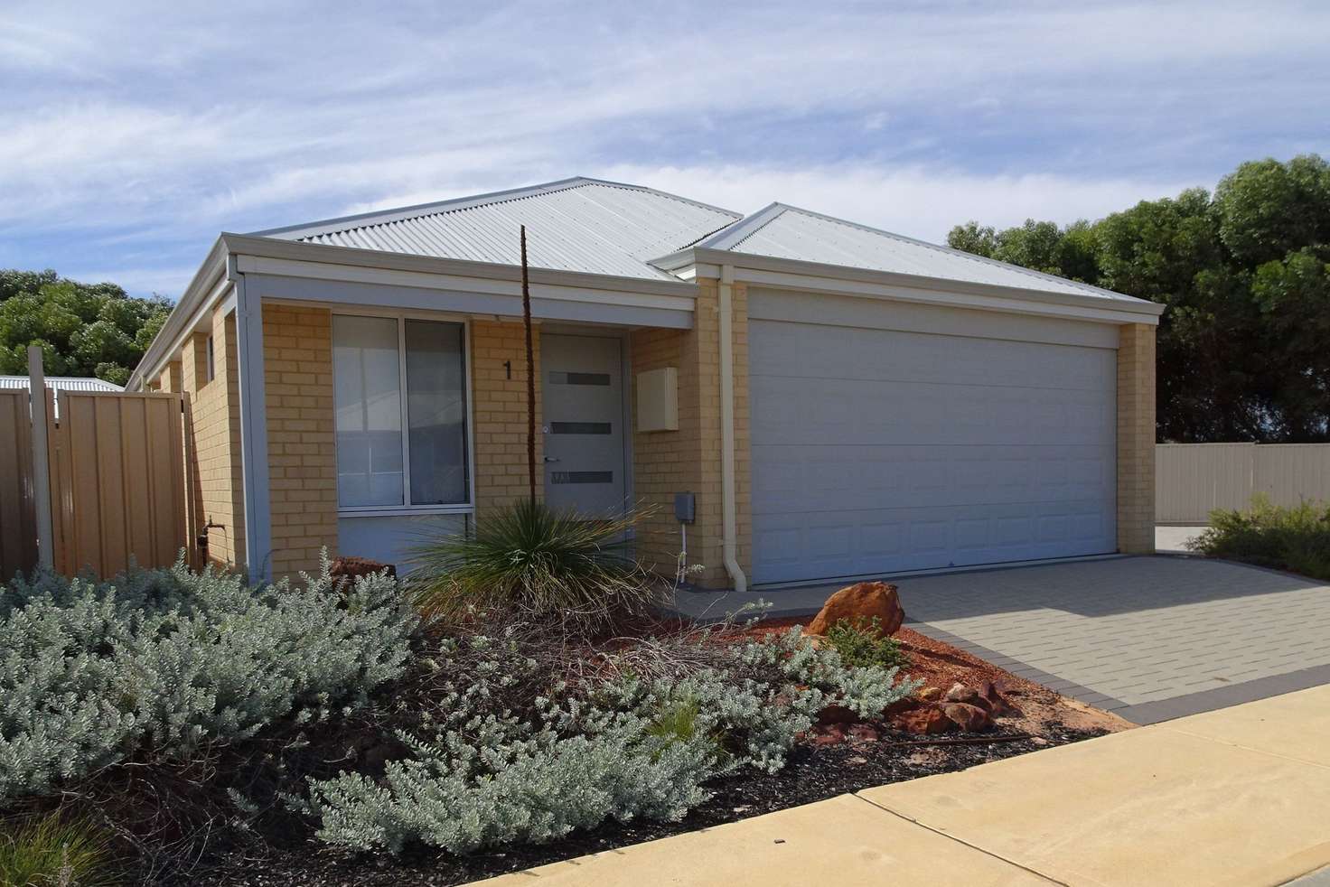 Main view of Homely unit listing, 1/5 Moonlight Cresent, Jurien Bay WA 6516