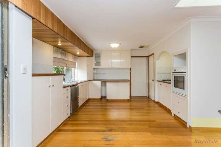 Fourth view of Homely house listing, 28 St George's Avenue, Champion Lakes WA 6111