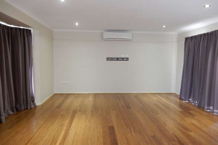 Second view of Homely house listing, 40 Park Avenue, Emerald QLD 4720