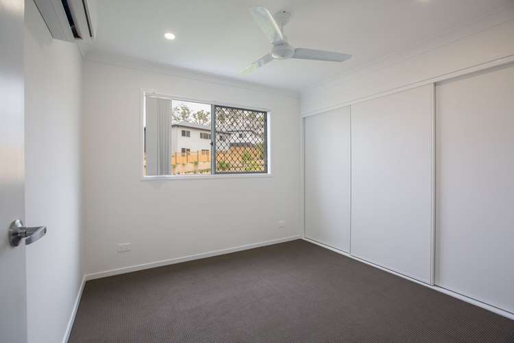 Fifth view of Homely house listing, 2/5 Pelling Street, Deebing Heights QLD 4306