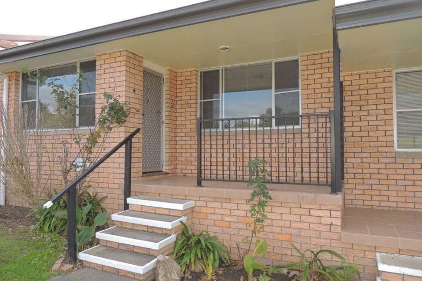 Main view of Homely unit listing, 2/11 Manning Street, Gloucester NSW 2422