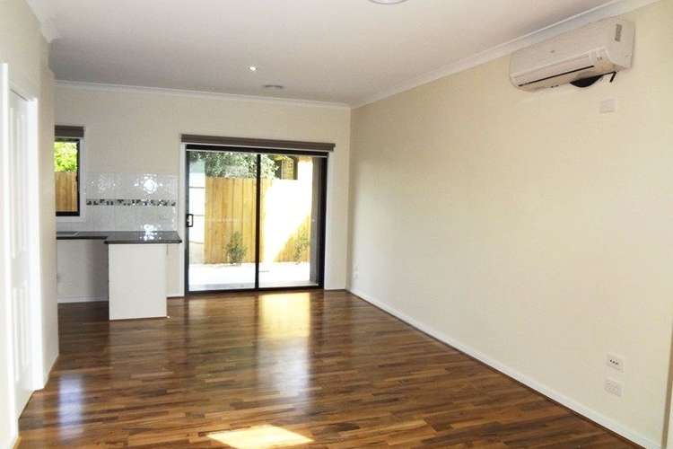 Fourth view of Homely townhouse listing, 2/89 William Street, Lalor VIC 3075