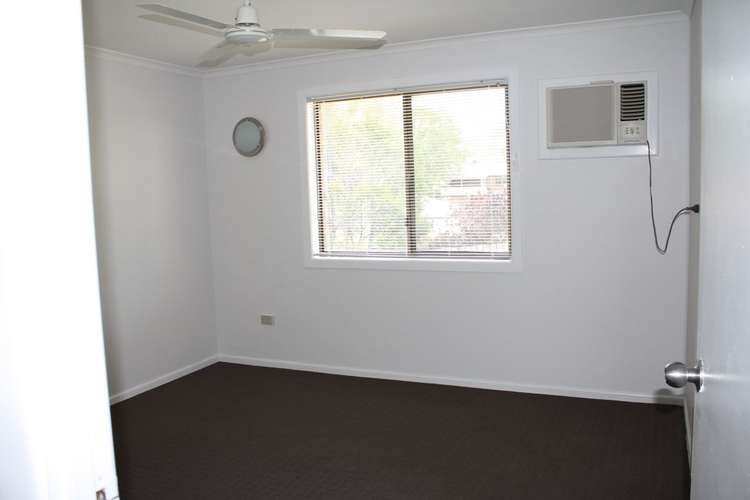 Fifth view of Homely house listing, 2 Chauvel Court, Boyne Island QLD 4680