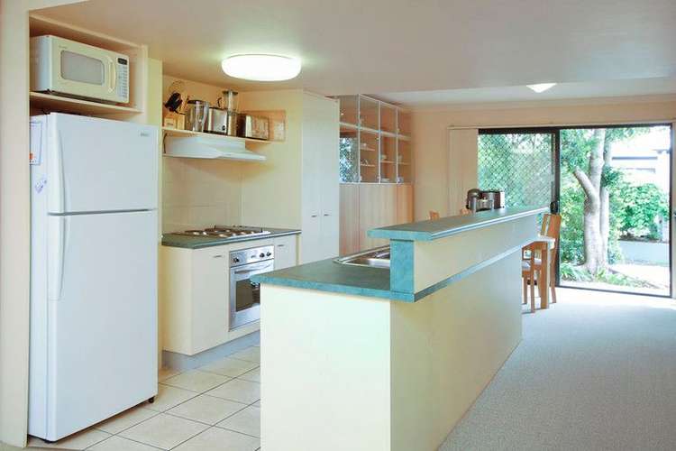 Second view of Homely townhouse listing, 6/21 Boongall Road, Camp Hill QLD 4152