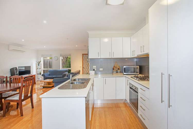 Fifth view of Homely unit listing, 1/1 Kinnon Avenue, Belmont VIC 3216