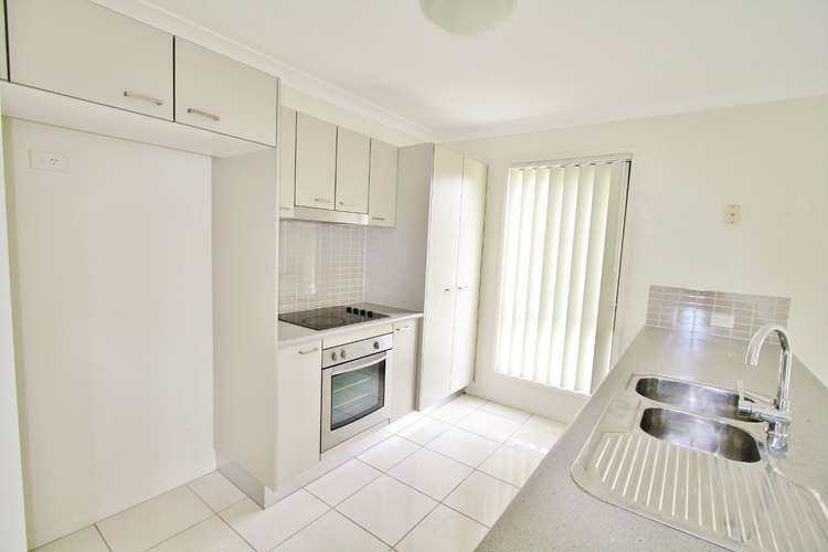 Fifth view of Homely house listing, 10 Dart Place, Parkinson QLD 4115