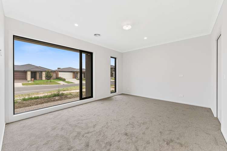 Fifth view of Homely house listing, 27 Springbrook Drive, Clyde North VIC 3978