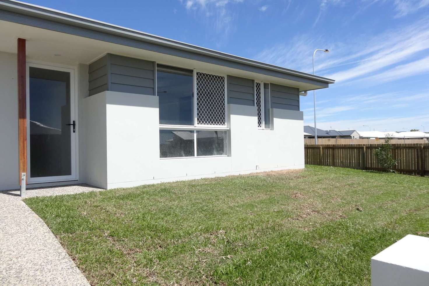 Main view of Homely house listing, 1/23 Yanuca Street, Burdell QLD 4818