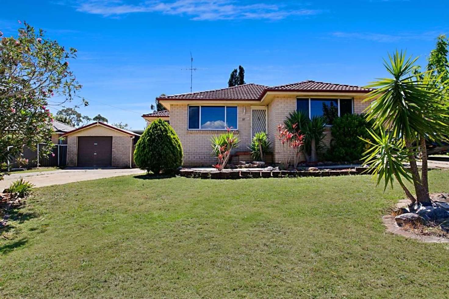Main view of Homely house listing, 37 Rugby Street, Cambridge Park NSW 2747