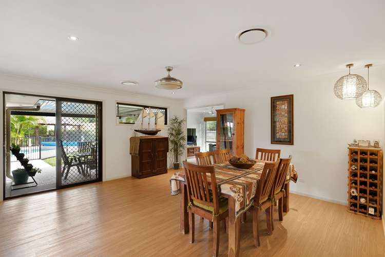 Seventh view of Homely house listing, 4 Jasmine Court, Dundowran Beach QLD 4655