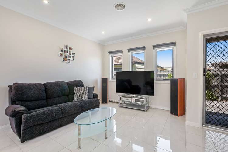 Second view of Homely townhouse listing, 2/27 Waratah Avenue, Tullamarine VIC 3043