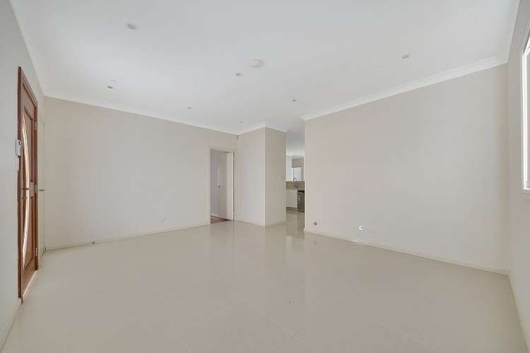 Fourth view of Homely house listing, 5/17 Guernsey Avenue, Minto NSW 2566