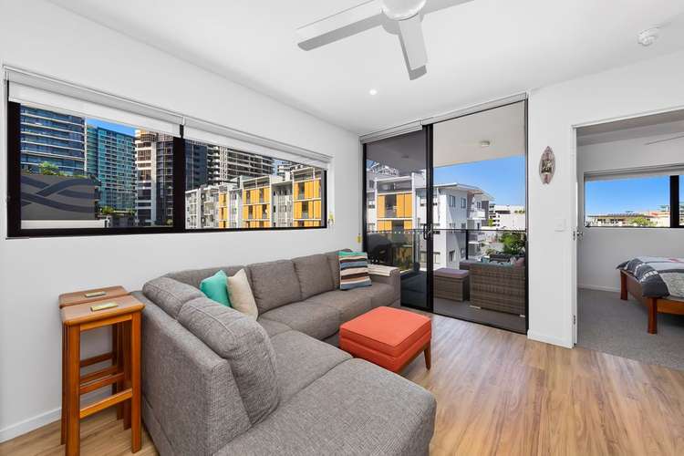 Fifth view of Homely apartment listing, 402/16 Masters Street, Newstead QLD 4006