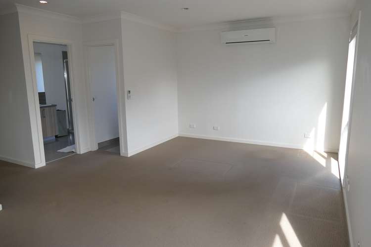 Fifth view of Homely unit listing, 2/455 Springvale Road, Glen Waverley VIC 3150