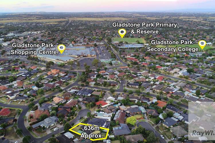 Fifth view of Homely house listing, 4 Sutton Close, Gladstone Park VIC 3043