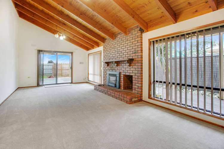 Second view of Homely house listing, 5 Faygate Court, Frankston VIC 3199