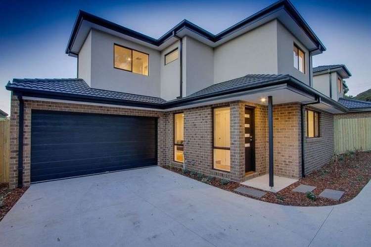 Main view of Homely townhouse listing, 2/26 Deschamp Crescent, Rowville VIC 3178
