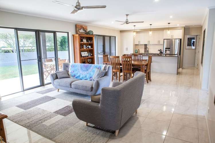 Second view of Homely house listing, 37 Belvedere Avenue, Belvedere QLD 4860