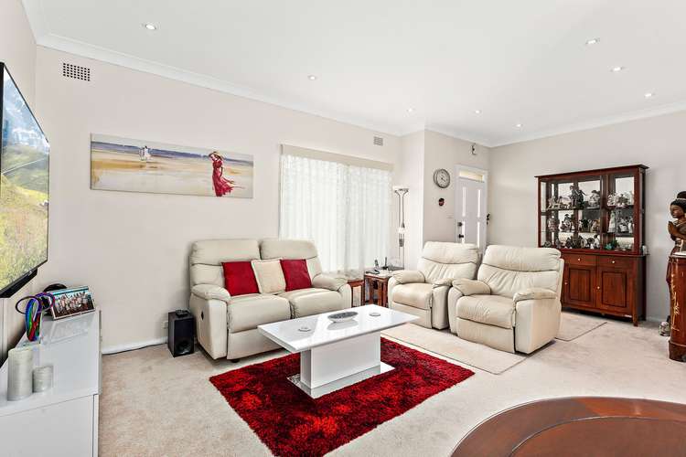 Main view of Homely villa listing, 9/19-23 Moate Avenue, Brighton-le-sands NSW 2216