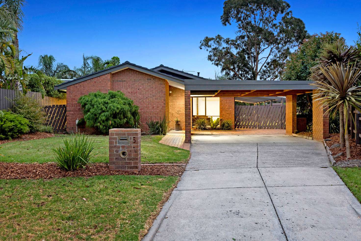 Main view of Homely house listing, 5 Ondean Court, Frankston VIC 3199