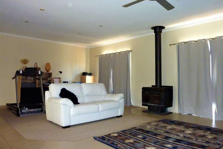 Third view of Homely house listing, 5 Osborne Court, Bordertown SA 5268
