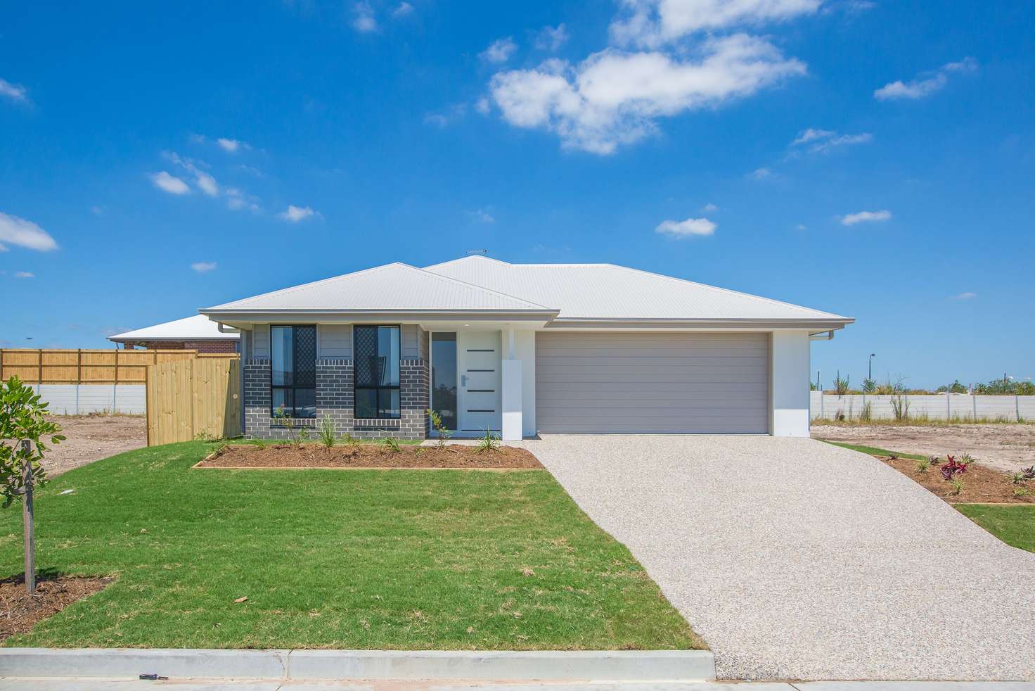 Main view of Homely house listing, 8 Mirinae Circuit, Pimpama QLD 4209