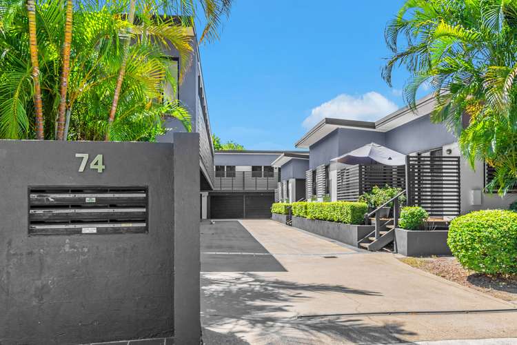 Main view of Homely unit listing, U3/74 Rawlins Street, Kangaroo Point QLD 4169