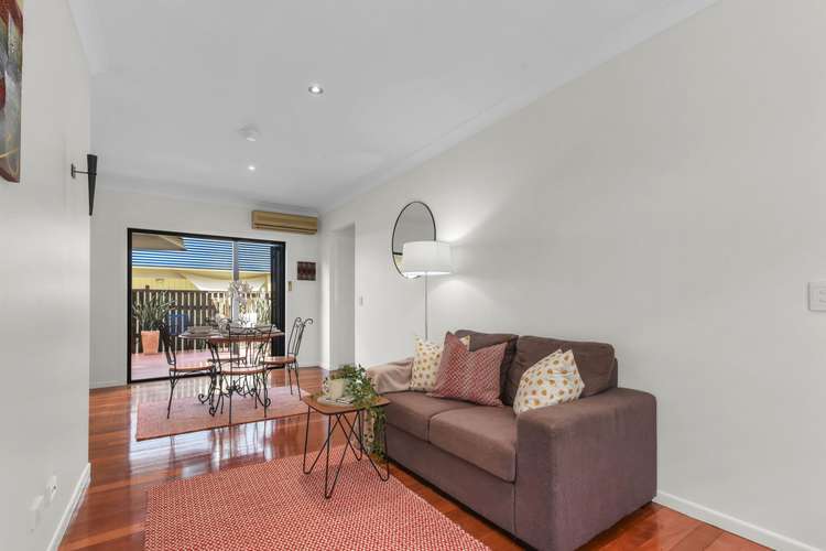 Fifth view of Homely unit listing, U3/74 Rawlins Street, Kangaroo Point QLD 4169