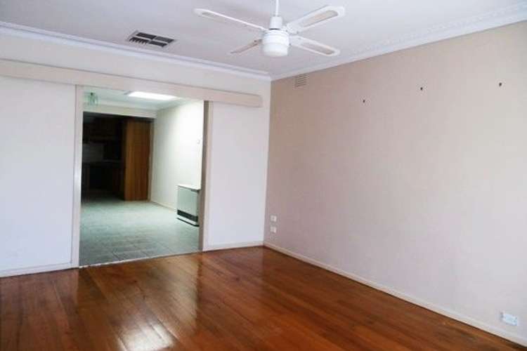 Fifth view of Homely house listing, 1 Balmain Court, Lalor VIC 3075