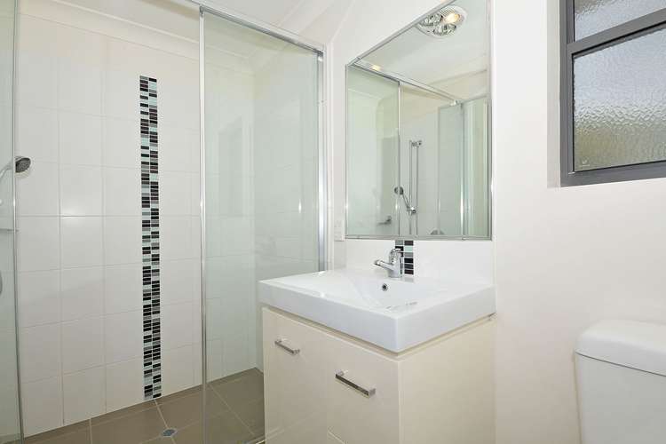 Fifth view of Homely unit listing, 1/115 Torquay Road, Scarness QLD 4655