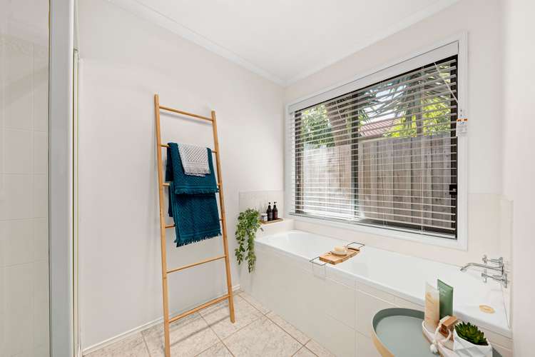 Fifth view of Homely house listing, 7 Greg Court, Narre Warren VIC 3805